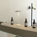 Iron - Lampe Elegante