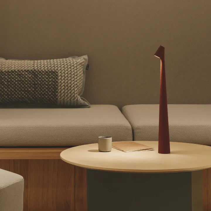 BEAM - Minimalist Lamp